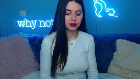 viollinalv online show from January 31, 2025, 5:51 am