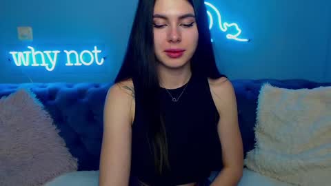 viollinalv online show from February 3, 2025, 11:53 am