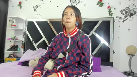 Snapshot of vip_thedivas chatting on February 12, 2025, 12:01 pm The divas online show from February 12, 2025, 12:01 pm