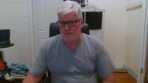 Snapshot of viper654321 chatting on January 1, 2025, 8:13 am viper654321 online show from January 1, 2025, 8:13 am