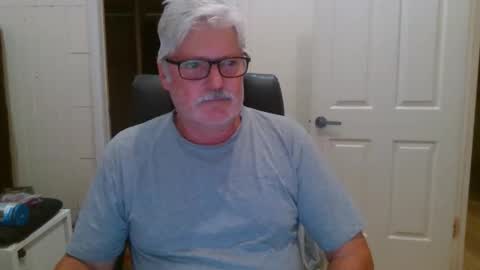 viper654321 online show from November 3, 2025, 7:42 am