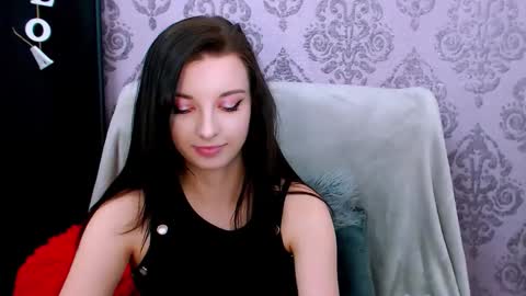 VirginLuna online show from March 3, 2026, 8:26 pm