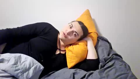 Snapshot of virgorian_enigma chatting on October 1, 2025, 4:40 am priscilla online show from October 1, 2025, 4:40 am