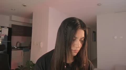 Snapshot of virtual111_ chatting on May 12, 2026, 9:56 pm Lu online show from May 12, 2026, 9:56 pm