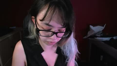 Zoe online show from September 24, 2025, 7:06 pm