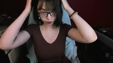 Snapshot of virtualtulpa chatting on May 22, 2026, 8:58 pm Zoe online show from May 22, 2026, 8:58 pm