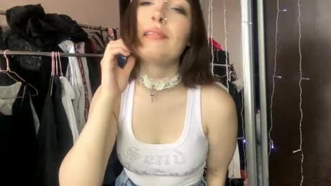 virusdoll online show from April 22, 2026, 10:28 am
