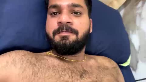 vishnu1743 online show from February 26, 2025, 6:54 pm