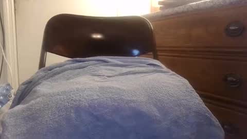 Latin Romantic online show from April 28, 2026, 8:14 pm