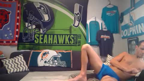 vitamnd93 online show from September 13, 2025, 5:02 pm