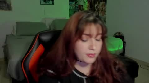 Snapshot of vitaxviper chatting on February 8, 2025, 10:40 pm Vit a Viper online show from February 8, 2025, 10:40 pm