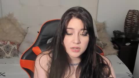 Snapshot of vitaxviper chatting on November 14, 2025, 9:02 pm Vit a Viper online show from November 14, 2025, 9:02 pm