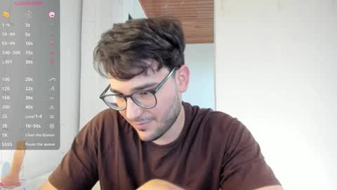 Vito Ferrer online show from December 19, 2025, 9:44 pm