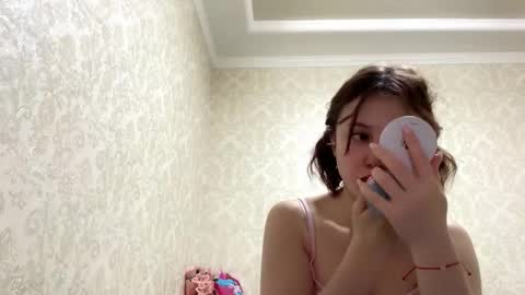 Sonya online show from March 19, 2026, 3:38 pm