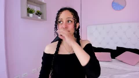 Vivi online show from November 24, 2025, 3:28 am