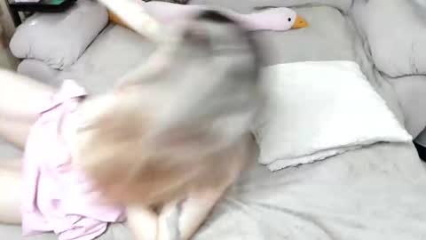 vivian_alison online show from March 10, 2026, 6:57 pm