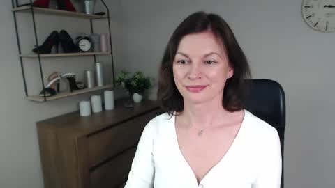 Vivian online show from February 13, 2025, 10:12 am