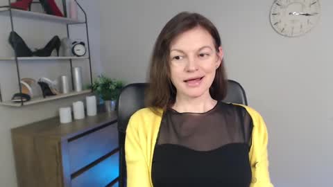 Vivian online show from March 4, 2025, 10:13 am