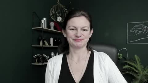 Vivian online show from April 21, 2026, 6:09 am