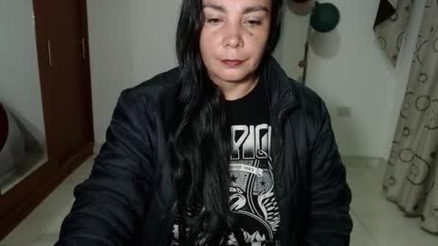 vivian_milf_paint online show from October 30, 2025, 3:08 am