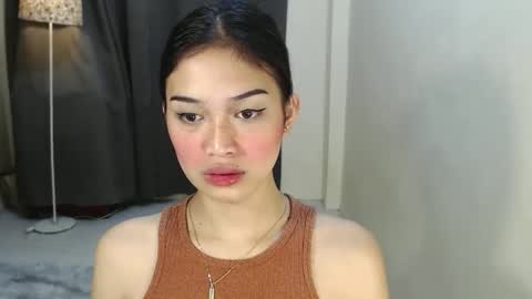 Vivian online show from December 21, 2024, 1:15 am