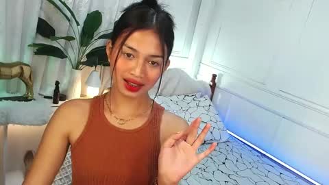 Vivian online show from March 9, 2025, 1:14 am