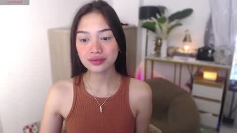 Vivian online show from October 7, 2025, 2:53 am