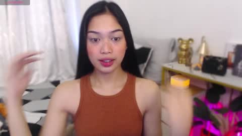 Vivian online show from December 23, 2025, 1:58 am