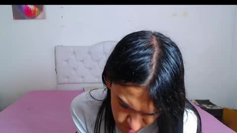 instagram Viviana73215 online show from April 1, 2026, 1:41 pm