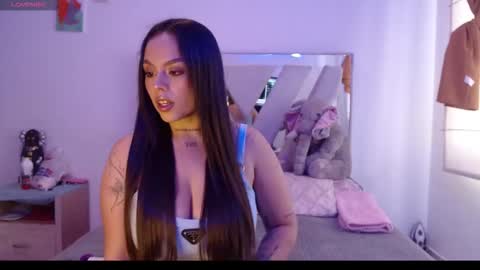 Viviana online show from October 11, 2025, 4:27 pm