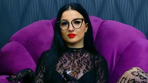 Vivian Reeve online show from May 23, 2026, 1:11 am