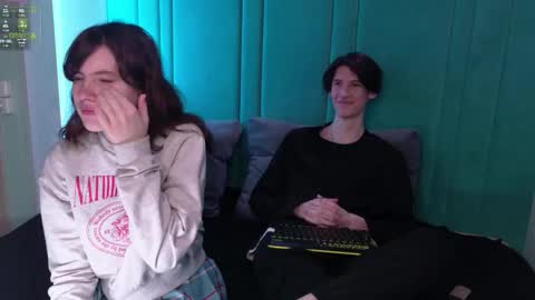 VIVIARAGENDY online show from September 14, 2025, 10:25 am