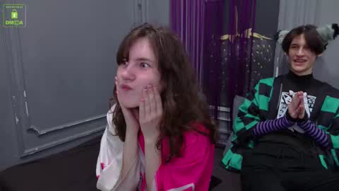 VIVIARAGENDY online show from September 17, 2025, 10:28 am