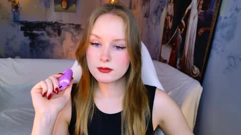 Vivien online show from March 28, 2026, 5:18 am