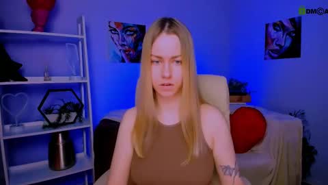 Vivi online show from February 26, 2025, 10:15 am