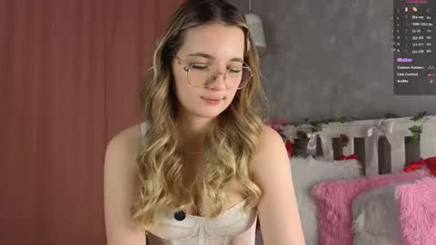 vivyboo111 online show from January 8, 2026, 7:05 pm