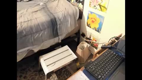 Snapshot of vixenfyre chatting on February 5, 2026, 3:44 am Vixen Fyre online show from February 5, 2026, 3:44 am