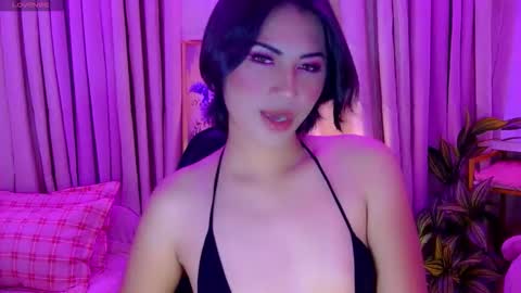 Snapshot of vixenluscious chatting on October 23, 2025, 11:20 am vixenluscious online show from October 23, 2025, 11:20 am