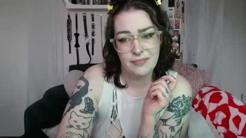 Snapshot of vixinvvitch chatting on March 11, 2026, 2:34 pm VIXIN online show from March 11, 2026, 2:34 pm