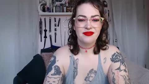 Snapshot of vixinvvitch chatting on March 31, 2026, 2:28 pm VIXIN online show from March 31, 2026, 2:28 pm