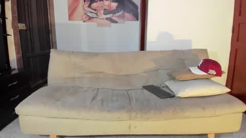 Snapshot of vlad__night chatting on February 18, 2026, 3:35 am Vlad online show from February 18, 2026, 3:35 am