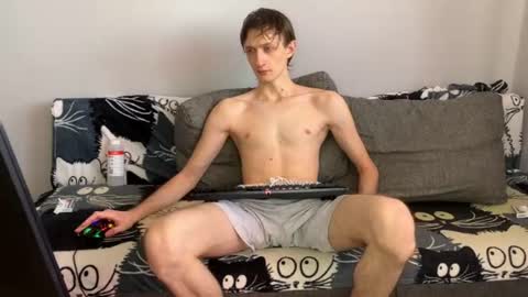 Snapshot of vlad_ggvldd chatting on July 1, 2026, 1:13 pm Vlad Dinovich online show from July 1, 2026, 1:13 pm