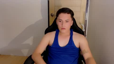 Snapshot of vladimir02_ chatting on June 22, 2026, 3:53 pm Vlad online show from June 22, 2026, 3:53 pm