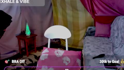 Violetta Elysia online show from April 19, 2026, 9:08 am