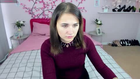 Vladlena online show from October 6, 2025, 6:44 am