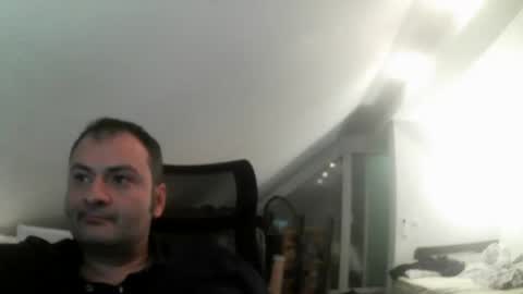 vladuhuh online show from February 21, 2025, 5:42 pm