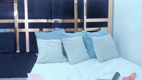 Lisa online show from December 13, 2025, 8:47 pm