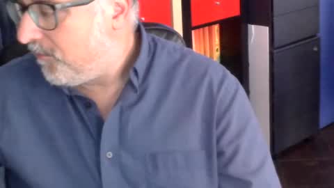 volpi72 online show from July 15, 2026, 12:10 pm