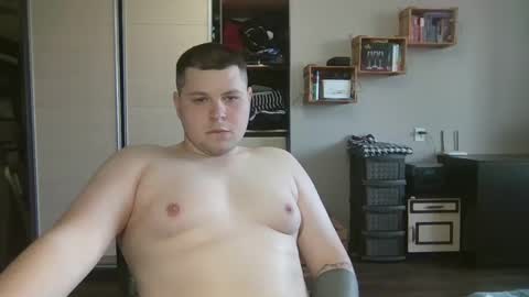 Snapshot of volshebnik_130 chatting on March 10, 2025, 12:37 pm Volshebnik1302 online show from March 10, 2025, 12:37 pm