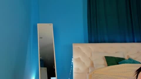 Snapshot of vonen_ray chatting on April 29, 2026, 1:21 am Vonen online show from April 29, 2026, 1:21 am